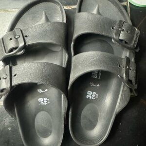 Black Arizona Birkenstocks